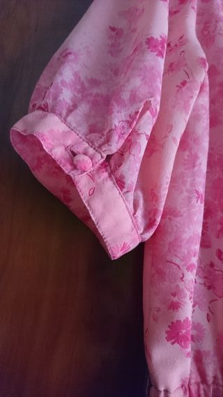 Vestido midi rosa falda de tablas talla 38/40