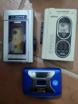 Lettore Cassette Sanyo AM/FM Stereo