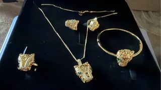 Conjunto Joyas Pantera laminado Oro y Verde