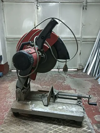 Tronzadora con discos de corte