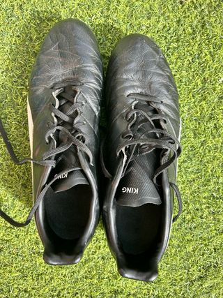 Botas de fútbol Puma King Negras Talla 42,5