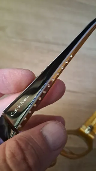 Gafas Calvin Klein Negras y Amarillas.Solo Montura