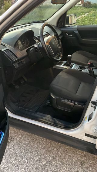 Land Rover Freelander 2013