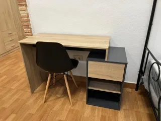 Escritorio madera y metal con cajón