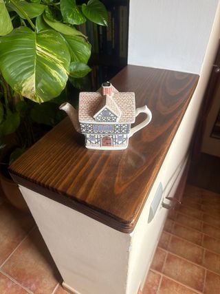 Tetera cerámica casa