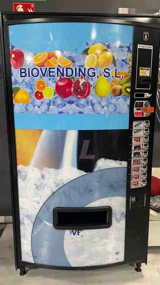 Maquina Expendedora Azkoyen Aguas y latas