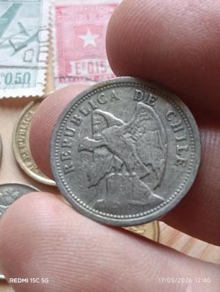 Lote monedas y sellos antiguos Chile