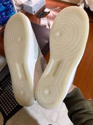 Nike Air Force 1 '07 LV8 Talla 42