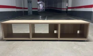 Mueble bajo TV Ikea madera