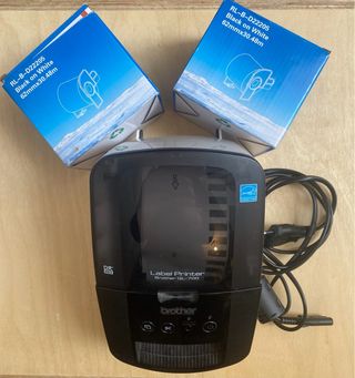 Impresora de etiquetas Brother QL-700