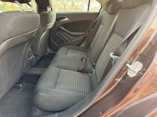 Mercedes-Benz Clase A  180 Cdi