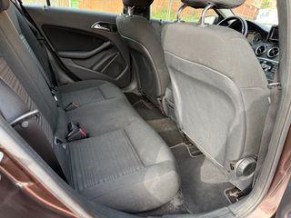 Mercedes-Benz Clase A  180 Cdi