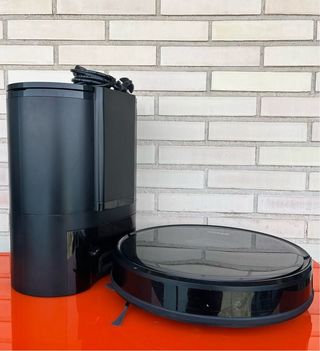 Robot aspiradora Itenic - Base automática