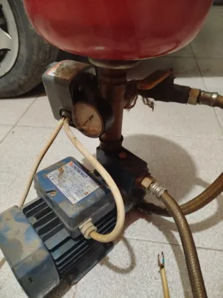 Bomba de gasoil con presostato y calderín