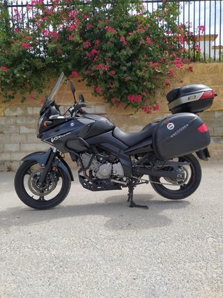 Suzuki V-Strom 650