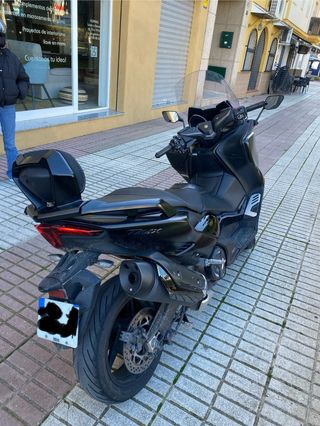 Yamaha Tmax 560 Tech Max Negra