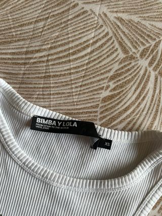 Top ajustado guindilla blanco Bimba y Lola