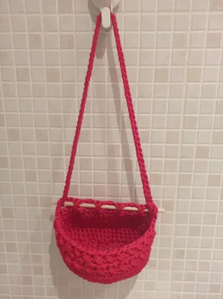 Cesto crochet hecho a mano sin usar