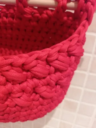 Cesto crochet hecho a mano sin usar