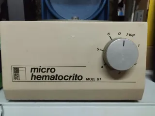 Centrífuga Micro Hematocrito Mod. 61