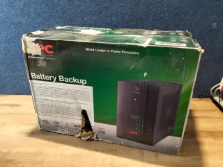 APC BX1400U-FR 1400VA 700W SAI UPS