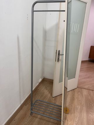 Perchero con espejo grande