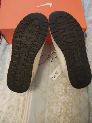 Zapatillas T43 Nuevas