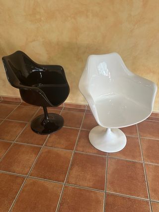 Pareja Sillas Tulip “fibra de vidrio” St. Knoll