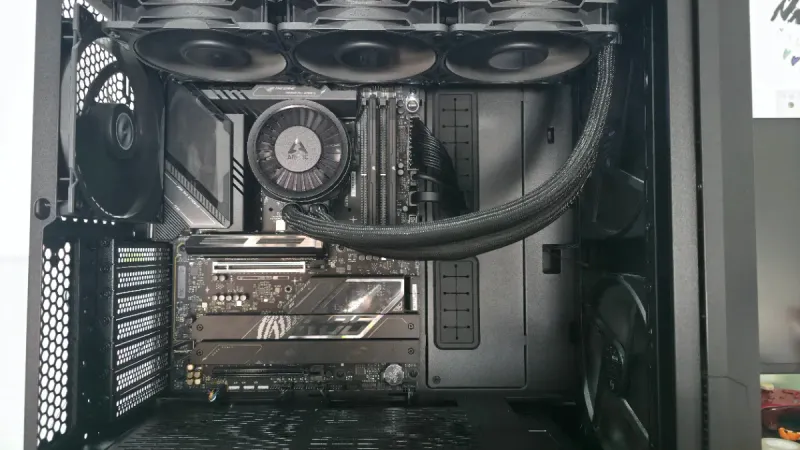 PC Gaming Intel Core Ultra 9 / 48GB DDR5 afbeelding 2