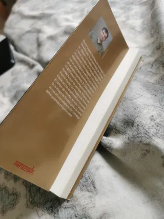 Desconocidos, David Lozano. Premio EDEBÉ