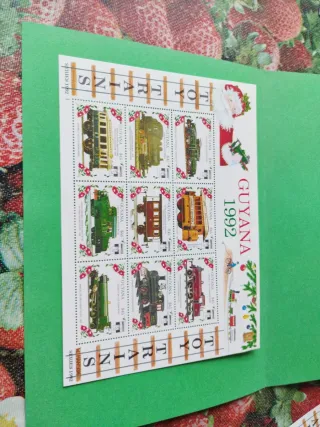 Francobolli Guyana 1992 Trenini Giocattolo