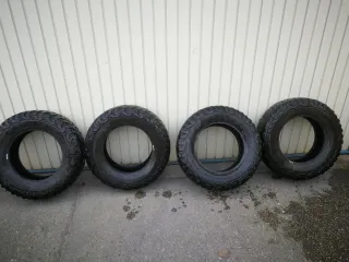 Neumáticos Bf Goodrich Mud Terrain Km3 265 70 17