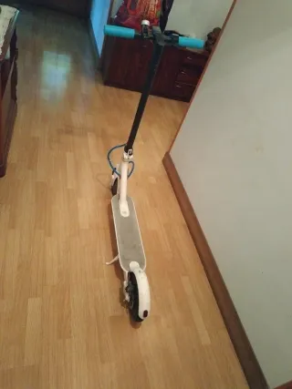 Patinete Eléctrico Xiaomi Usado 3 Veces