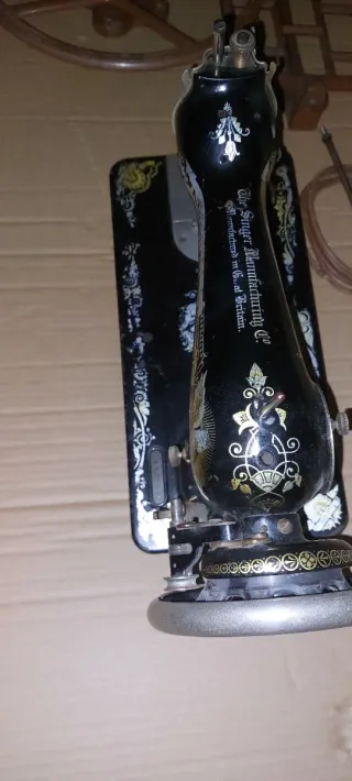 Máquina de coser Singer antigua
