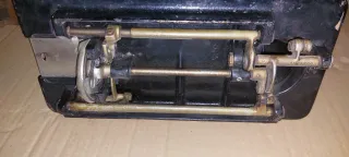 Máquina de coser Singer antigua