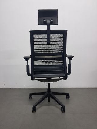 Sedia da ufficio professionale STEELCASE THINK v2 con poggiatesta