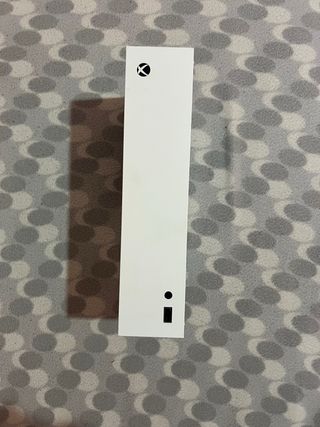 Pacchetto Xbox Series S + Monitor AOC 180Hz + Controller