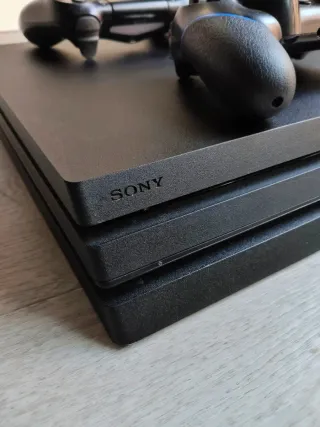 PlayStation 4 Pro 1TB + 2 mandos opciones disponib