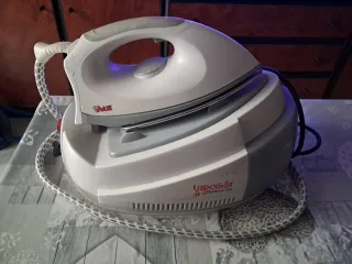 Centro de Planchado Vaporella Forever 400