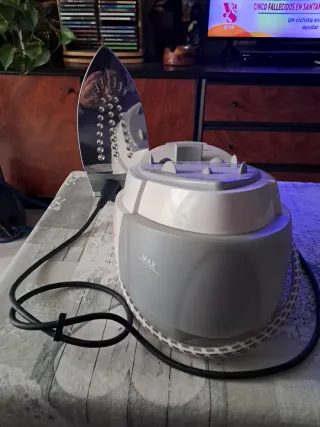 Centro de Planchado Vaporella Forever 400