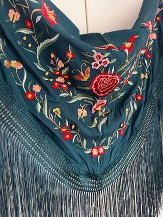 Mantoncillo Flamenco Bordado