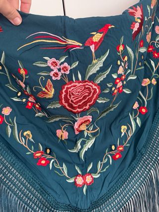 Mantoncillo Flamenco Bordado