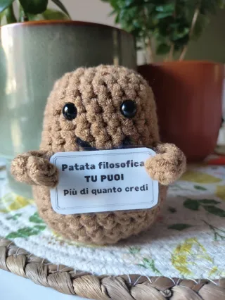 Patata filosofica amigurumi uncinetto