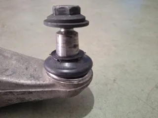 Brazo suspensión inferior Alfa 159 Izquierdo