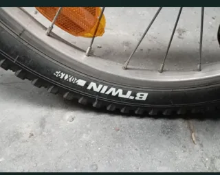 Bicicleta Infantil Vermelha B'Twin