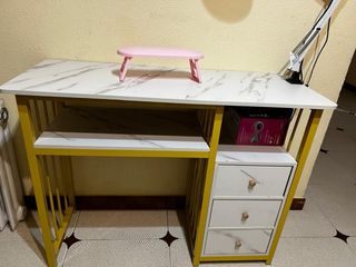 Kit completo para salón de uñas