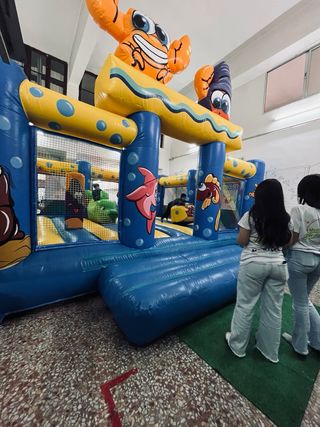 Alquiler castillos hinchables Valencia