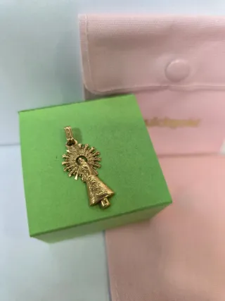 Colgante Virgen del Pilar 18k 2gr