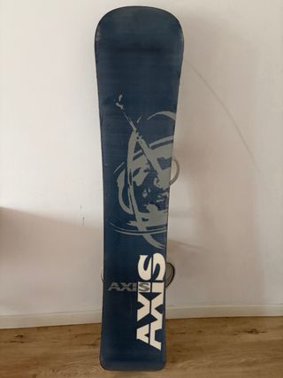 Kit Snowboard Completo: Tabla, Botas y Casco