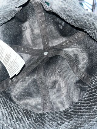 Gorra Lacoste Terciopelo Negra